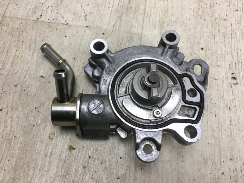 Запчасть вакуумный насос MAZDA 3 BM 13-19 2017 BM 2.0 PE-VPS P54G-18-G00 Б/У Вакуумный насос MAZDA 3 BM 13-19 2017 BM 2.0 PE-VPS P54G-18-G00 Б/У