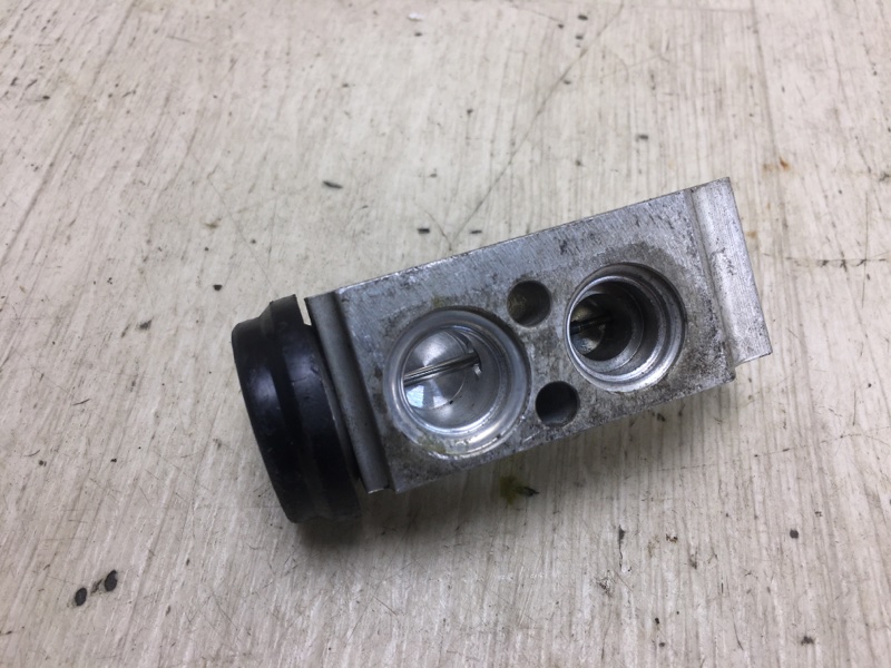 Клапан кондиционера FORTE/CERATO TD 08-13 2009 TD 2.0 G4KD