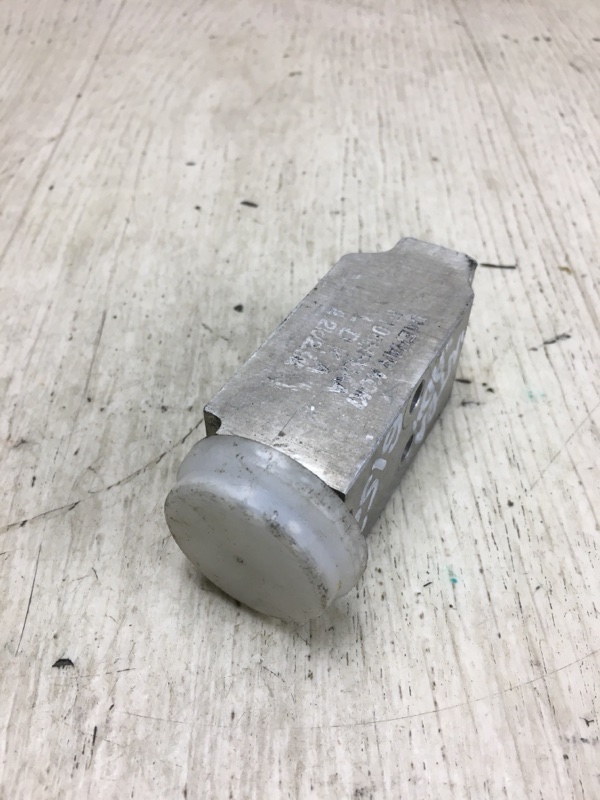 Клапан кондиционера ELANTRA AD 16- 2016 AD 2.0 G4NH