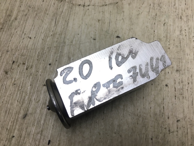 Клапан кондиционера FORTE/CERATO TD 08-13 2009 TD 2.0 G4KD