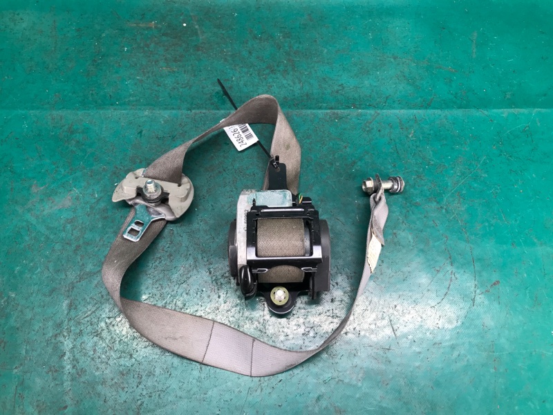 Ремень безопасности правый HYUNDAI ELANTRA HD 06-11 2008 Седан 2.0 G4GC 88820-2H5008M Б/У