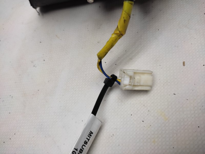 Зеркало правое MITSUBISHI LANCER X 10 07-15