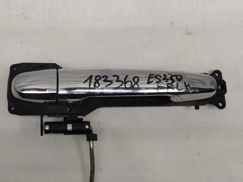 Запчасть ручка двери наружная передняя левая LEXUS ES300 ES330 01-06 69210-33070 Б/У Ручка двери наружная передняя левая LEXUS ES300 ES330 01-06 69210-33070 Б/У