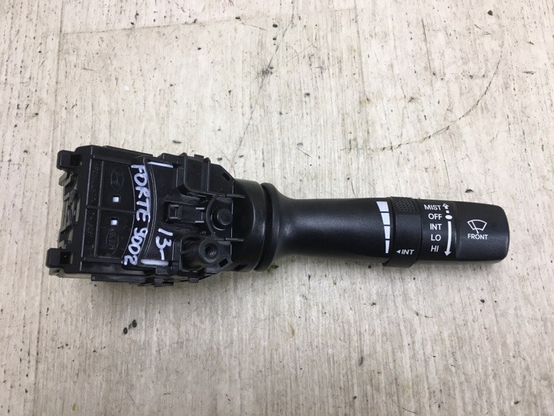 Подрулевой переключатель правый KIA FORTE YD 12- 2015 YD 1.8 G4NB 93420-1U000 Б/У