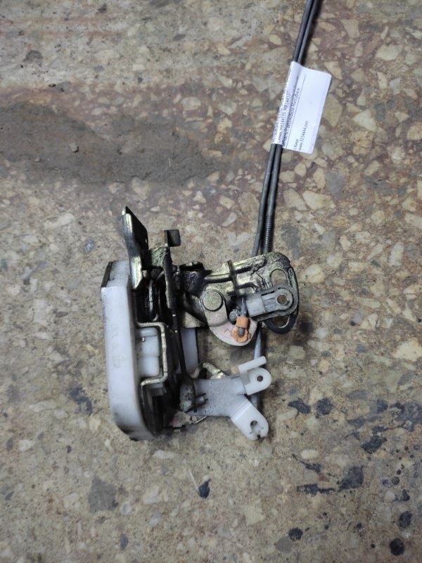 Запчасть замок двери задний левый MITSUBISHI PAJERO SPORT 96-09 2001 Внедорожник 3.0 MR313409 Б/У Замок двери задний левый MITSUBISHI PAJERO SPORT 96-09 2001 Внедорожник 3.0 MR313409 Б/У