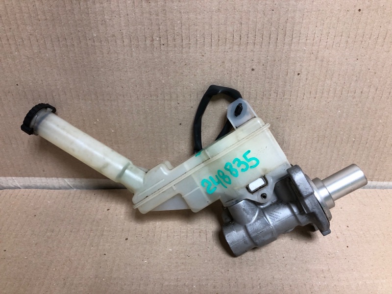 Главный тормозной цилиндр JUKE 10-19 2012 Хетчбек 1.6 MR16DDT