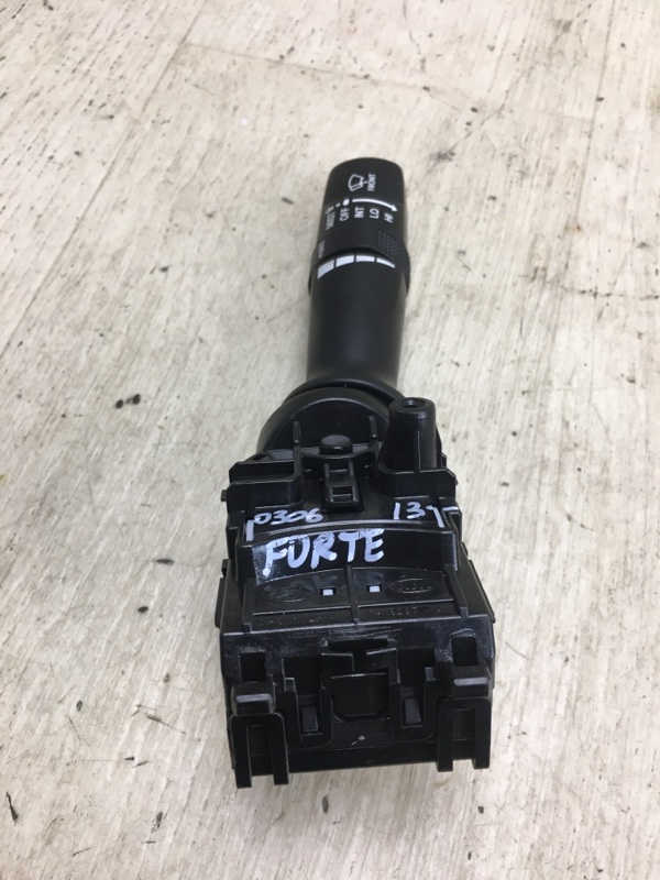 Подрулевой переключатель правый FORTE YD 12- 2018 BD 2.0 G4NH Подрулевой переключатель правый FORTE YD 12- 2018 BD 2.0 G4NH