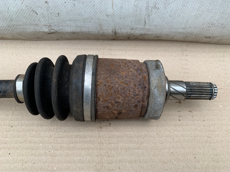 Привод задний JUKE 10-19 2012 Хетчбек 1.6 MR16DDT