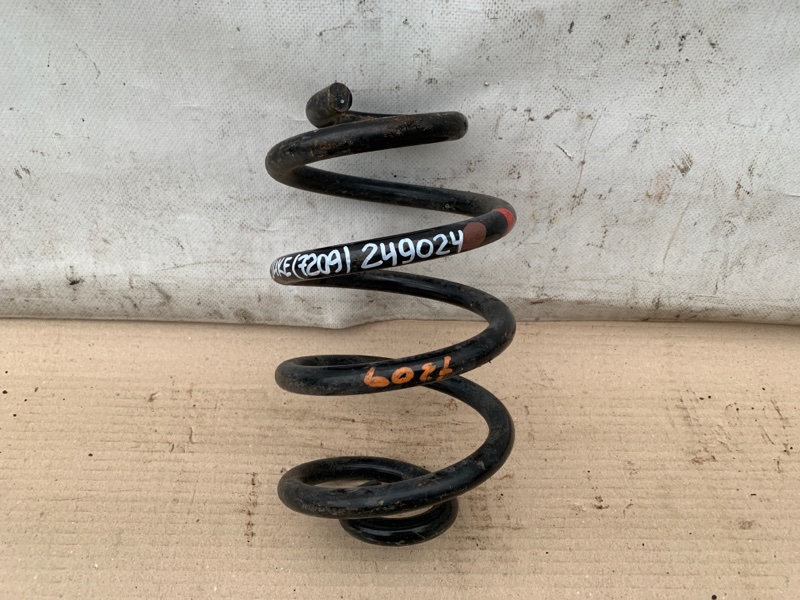 Пружина задней подвески NISSAN JUKE 10-19 2012 Хетчбек 1.6 MR16DDT 55020-1KD0A Б/У