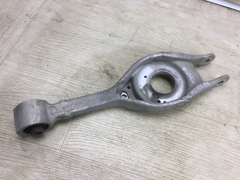 Рычаг задней подвески поперечный нижний правый OPTIMA TF 11-16 2014 TF 2.4 G4KJ