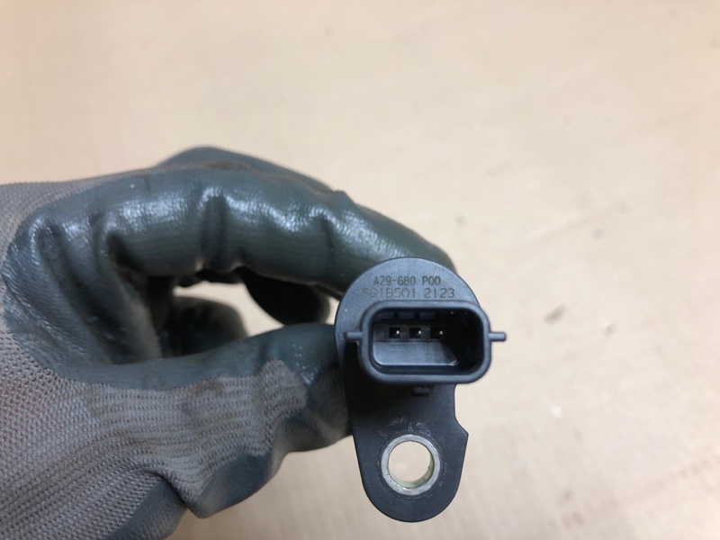 Датчик положения коленвала NISSAN JUKE 10-19 Хетчбек 1.6 MR16DDT