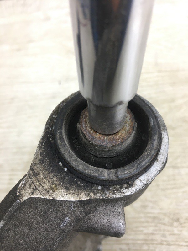 Рычаг задней подвески поперечный верхний левый SORENTO XM 09-14 2012 XM 2.4 G4KJ