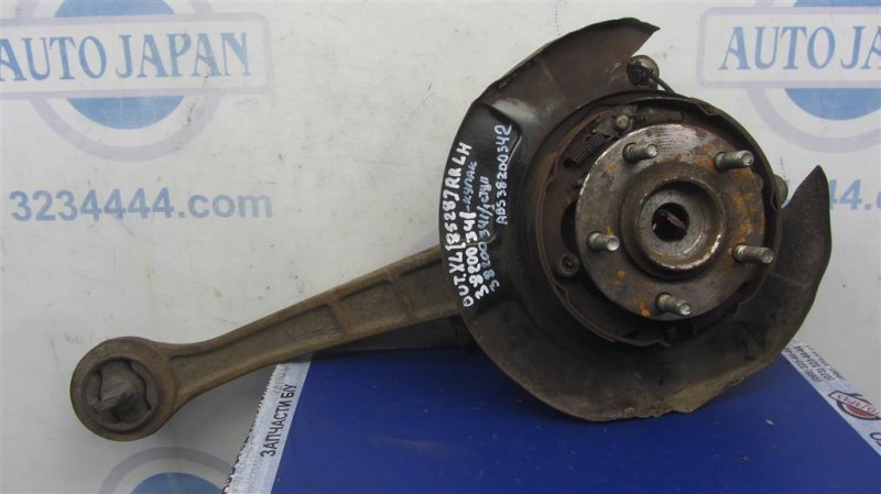 Запчасть ступица задняя левая MITSUBISHI OUTLANDER XL 05-13 2006 Внедорожник 3.0 3785A019 Б/У Ступица задняя левая MITSUBISHI OUTLANDER XL 05-13 2006 Внедорожник 3.0 3785A019 Б/У