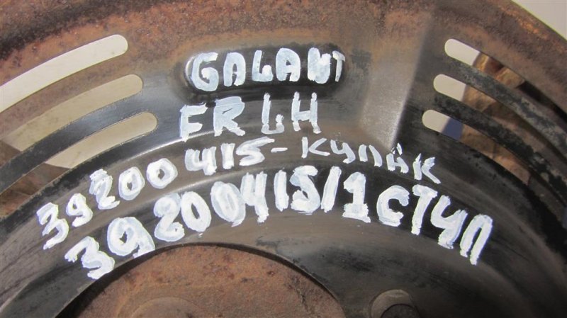 Ступица передняя левая MITSUBISHI GALANT 03-12