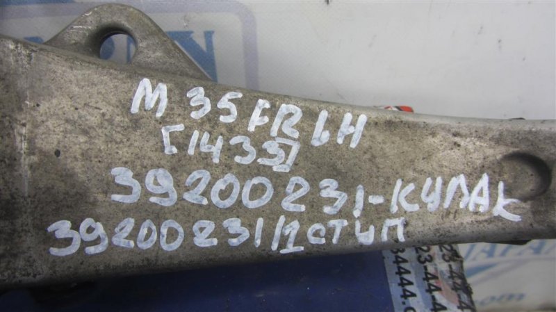 Ступица передняя левая INFINITI M35/M45 04-10 Седан 3.5 VQ35DE