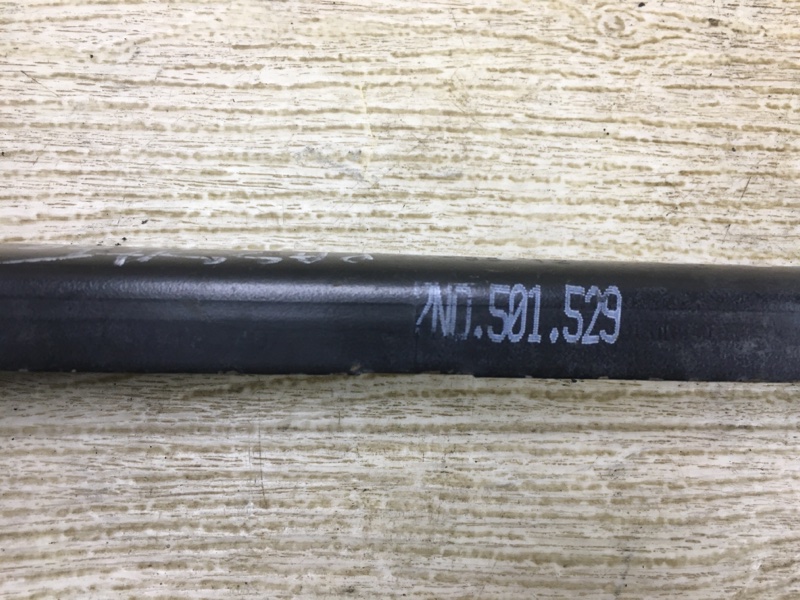 Рычаг задней подвески поперечный нижний PASSAT B7 11-15 2013 A32 CBTA 2.5L