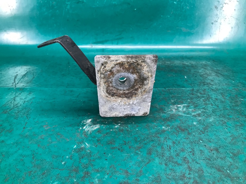 Кронштейн двигателя TRIBUTE 00-07 2001 Внедорожник 3.0