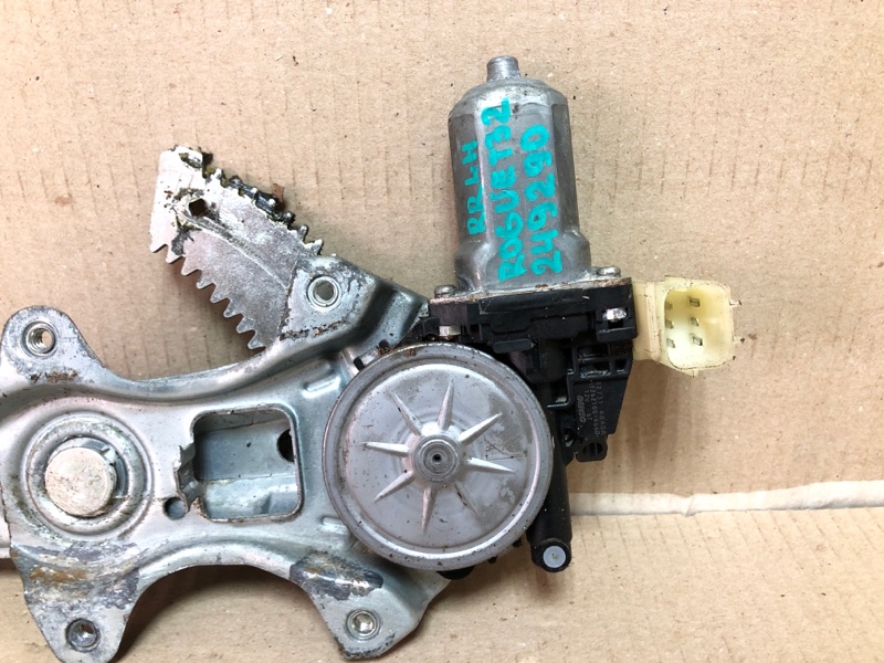 Стеклоподъемник задний левый X-TRAIL/ROGUE T32 13-20 2016 T32 2.5 QR25DE