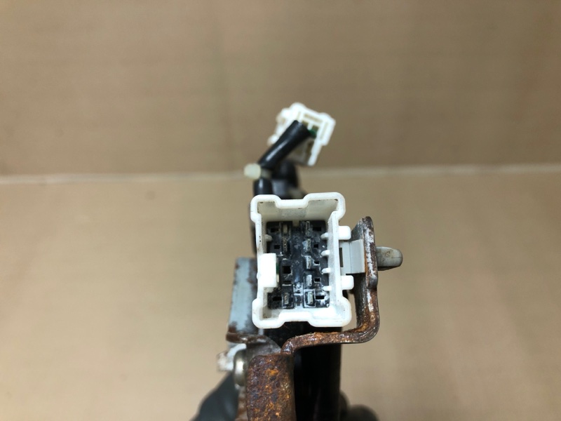 Замок крышки багажника X-TRAIL/ROGUE T32 13-20 2016 T32 2.5 QR25DE