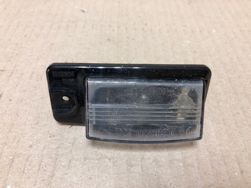 Подсветка номера NISSAN X-TRAIL/ROGUE T32 13-20 2016 T32 2.5 QR25DE 26510-8990B Б/У