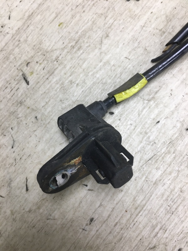 Датчик ABS передний правый KIA FORTE/CERATO TD 08-13 TD 2.0 G4KD Датчик ABS передний правый KIA FORTE/CERATO TD 08-13 TD 2.0 G4KD