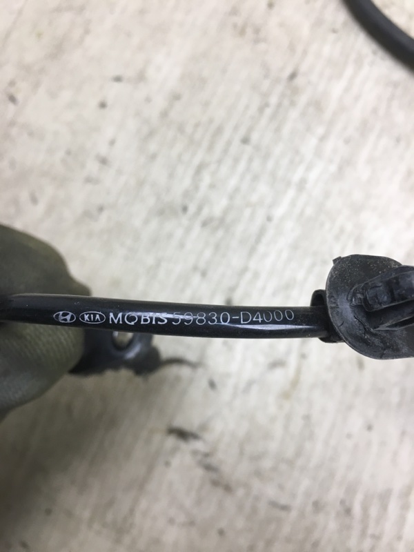 Датчик ABS передний правый KIA OPTIMA JF 15-20 JF 2.4 G4KJ Датчик ABS передний правый KIA OPTIMA JF 15-20 JF 2.4 G4KJ