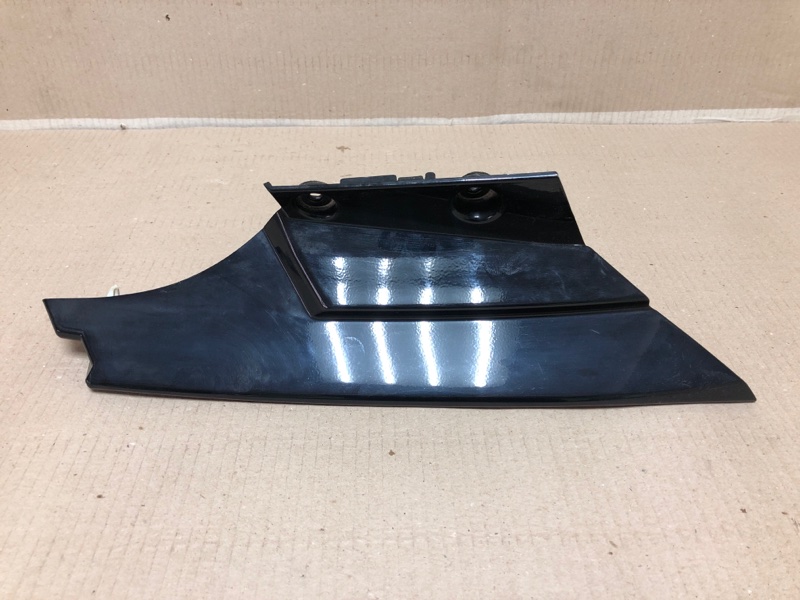 Спойлер крышки багажника задний левый X-TRAIL/ROGUE T32 13-20 2016 T32 2.5 QR25DE