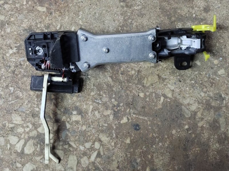 Ручка двери наружная задняя правая PRIUS - 30 09-17 Ручка двери наружная задняя правая PRIUS - 30 09-17