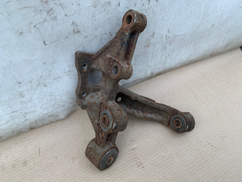 Цапфа правая ES350 06-12 2008 XV40 3.5 2GR-FE