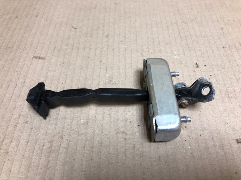 Ограничитель двери передний правый LEXUS ES350 06-12 XV40 3.5 2GR-FE Ограничитель двери передний правый LEXUS ES350 06-12 XV40 3.5 2GR-FE