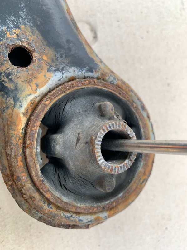 Рычаг передней подвески нижний правый ES350 06-12 2008 XV40 3.5 2GR-FE