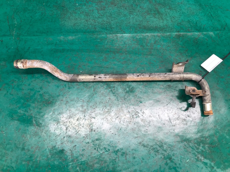 Патрубок системы охлаждения QX56 / TITAN / ARMADA 04-16 2005 Внедорожник VK56DE Патрубок системы охлаждения QX56 / TITAN / ARMADA 04-16 2005 Внедорожник VK56DE