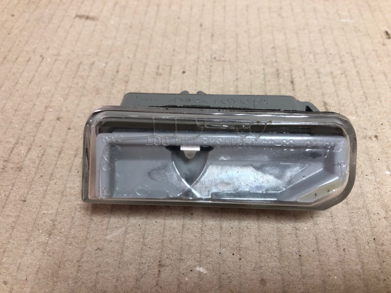 Подсветка номера левая LEXUS ES350 06-12 2008 XV40 3.5 2GR-FE 81690-53011 Б/У