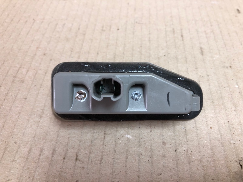 Подсветка номера левая ES350 06-12 2008 XV40 3.5 2GR-FE