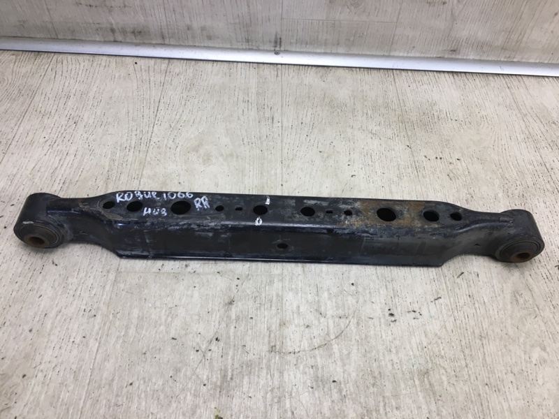 Рычаг задней подвески поперечный нижний правый NISSAN X-TRAIL/ROGUE T32 13-20 2017 T32 2.5 QR25DE 55110-4BA0A Б/У