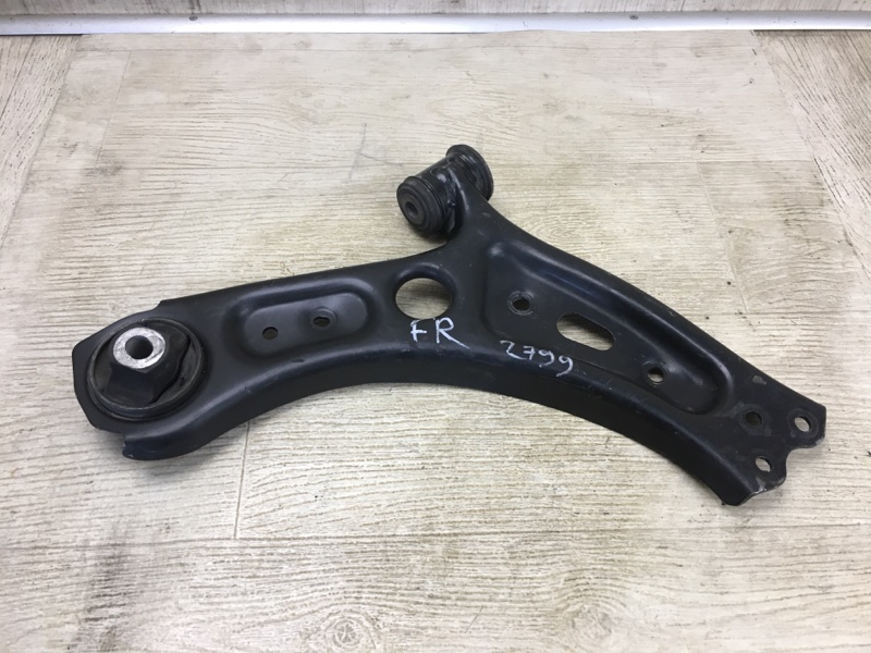 Запчасть рычаг передней подвески нижний правый JEEP RENEGADE (BU) 14- 2015 BU 2.4 ED6 68248000AA Б/У Рычаг передней подвески нижний правый JEEP RENEGADE (BU) 14- 2015 BU 2.4 ED6 68248000AA Б/У