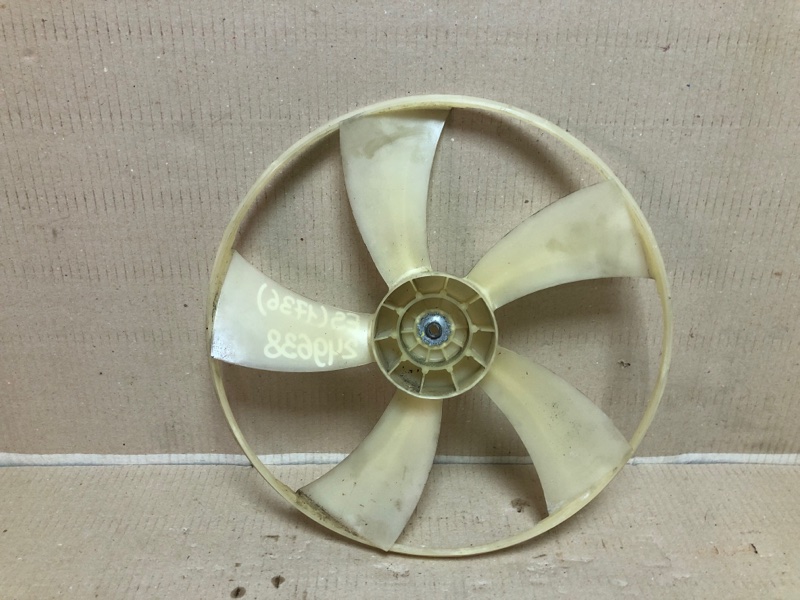 Крыльчатка вентилятора основного радиатора левая ES350 06-12 2008 XV40 3.5 2GR-FE