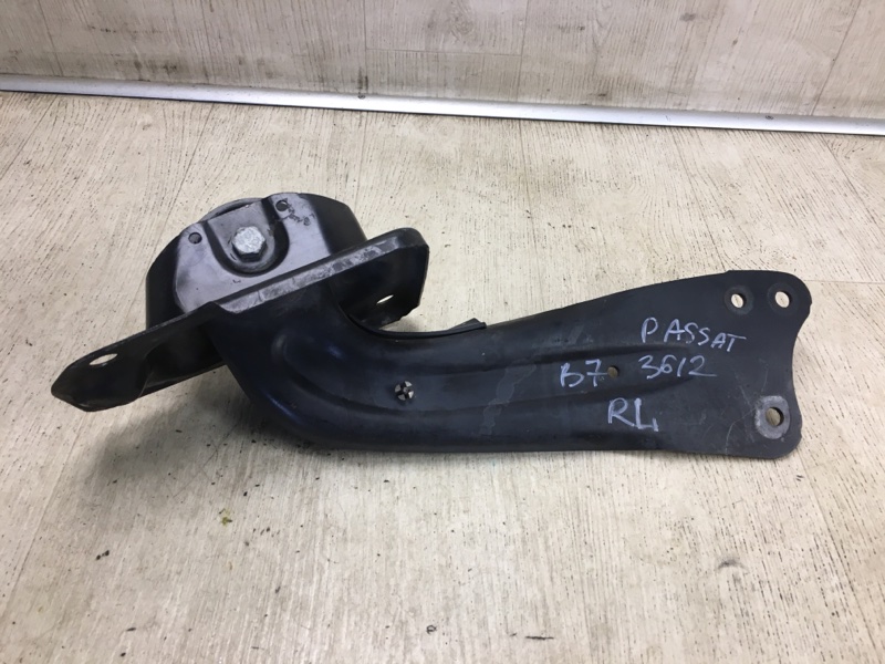 Рычаг задней подвески продольный левый VOLKSWAGEN PASSAT B7 11-15 2014 A32 1.8 CPRA 1K0 505 223 L Б/У