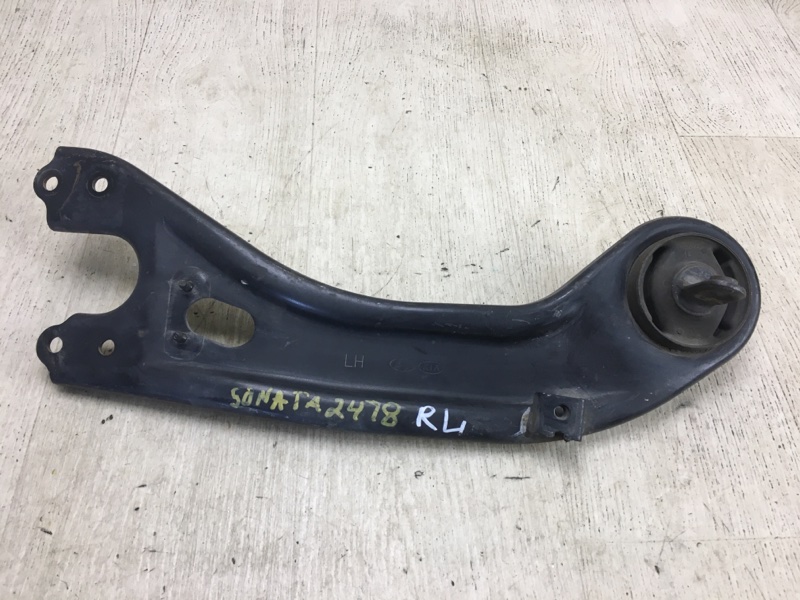 Рычаг задней подвески продольный левый HYUNDAI SONATA YF 10-14 2011 YF 2.4 G4KJ 55270-3Q000 Б/У