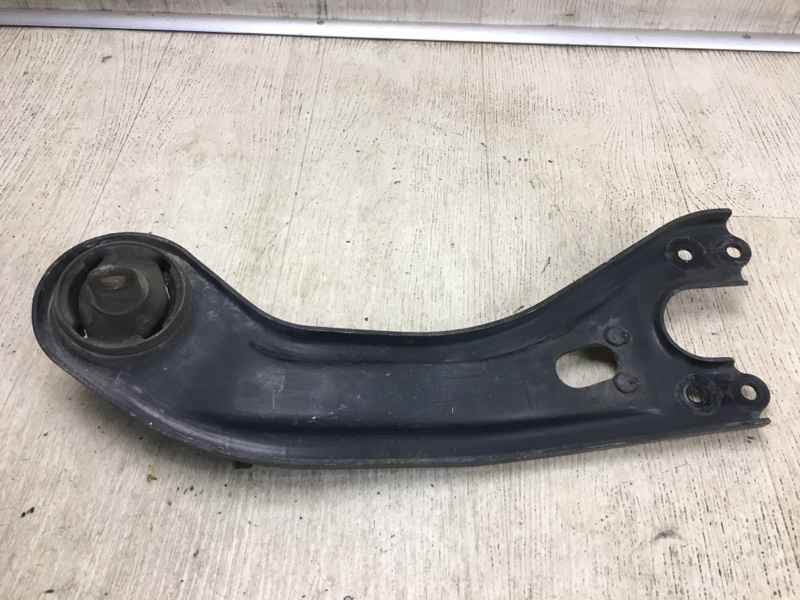 Рычаг задней подвески продольный левый HYUNDAI SONATA YF 10-14 YF 2.4 G4KJ