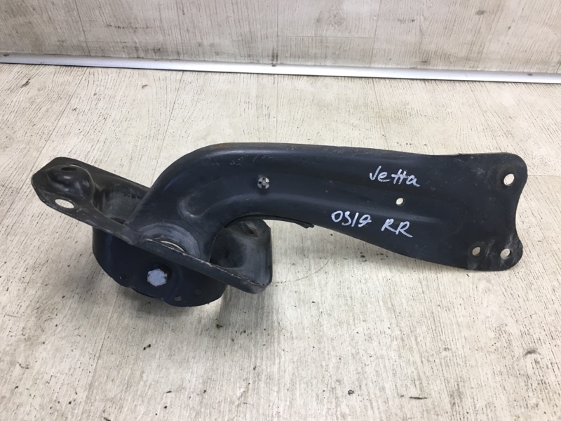 Рычаг задней подвески продольный правый VOLKSWAGEN JETTA USA 10-17 2013 162 1.8 CPRA 1K0 505 224 H Б/У