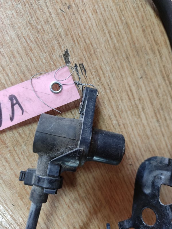 Датчик ABS передний левый TOYOTA CAMRY 30 02-06