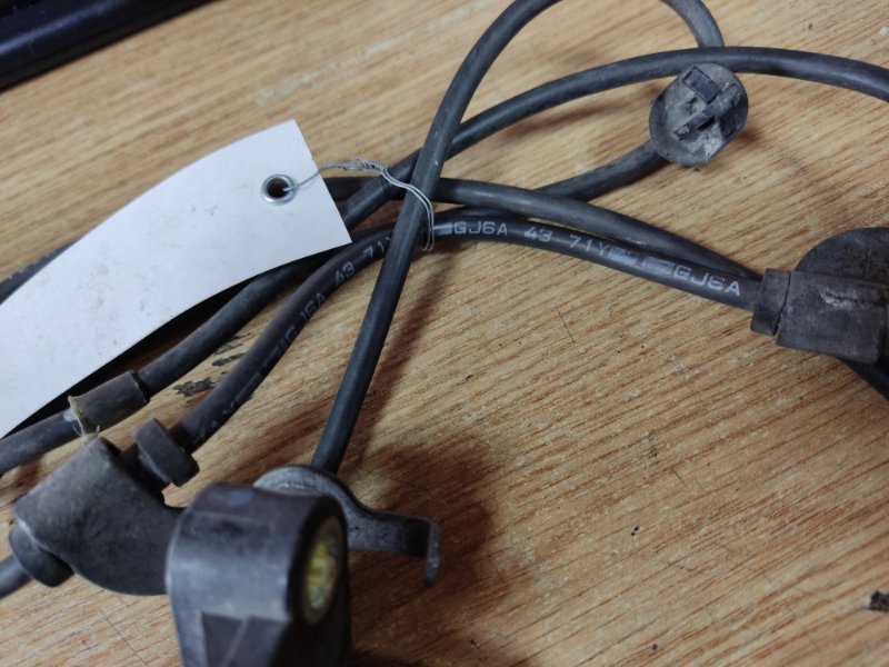 Датчик ABS задний правый 6 GG 02-07 2008 Седан 2.3