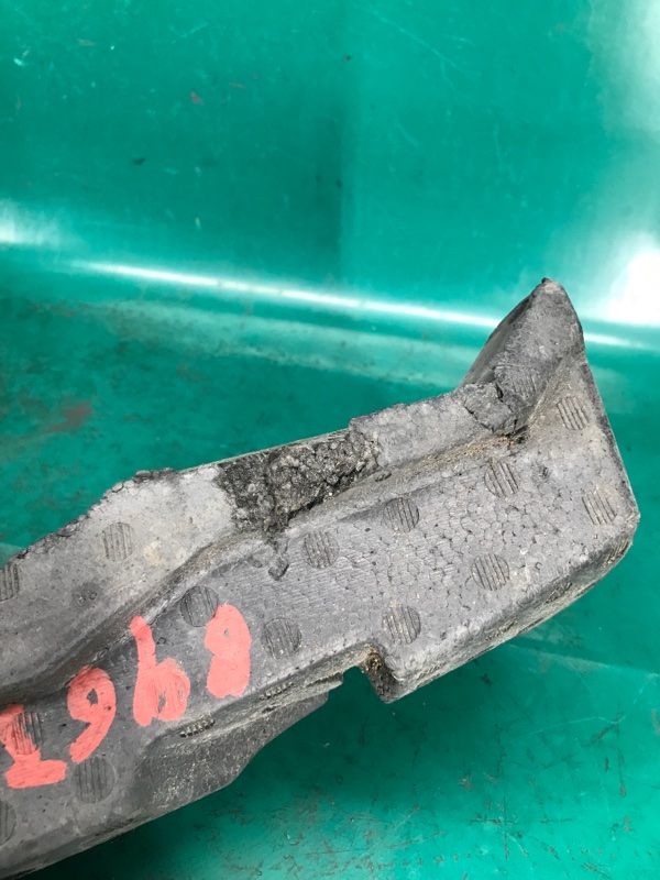 Наполнитель бампера задний NV200 USA 13- 2017 M20X 2.0 MR20DE