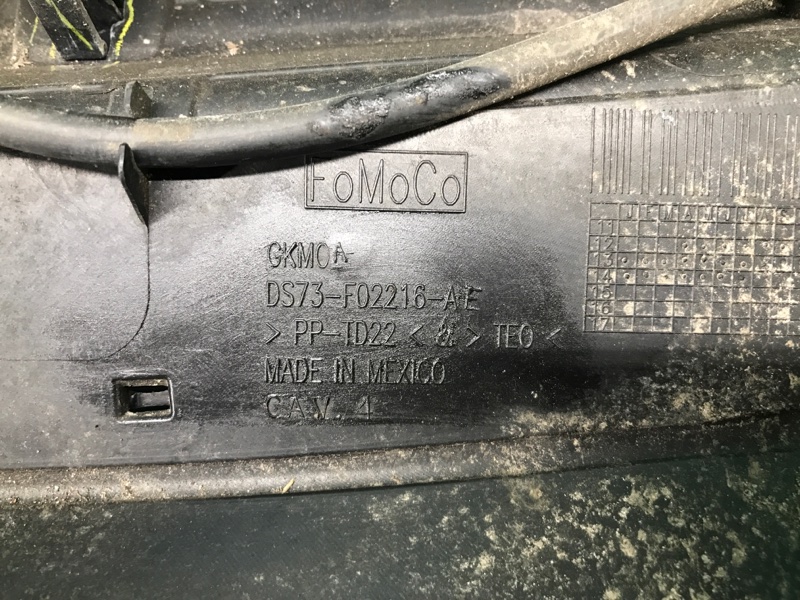 Пластик под лобовое стекло / Жабо FUSION 14- 2015 Седан C15HDTX Пластик под лобовое стекло / Жабо FUSION 14- 2015 Седан C15HDTX