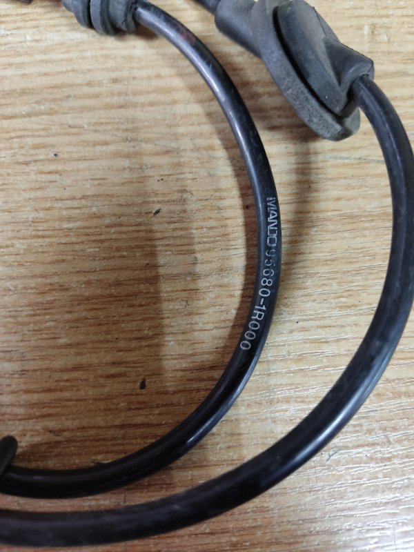 Датчик ABS задний левый ACCENT RB 10- Датчик ABS задний левый ACCENT RB 10-