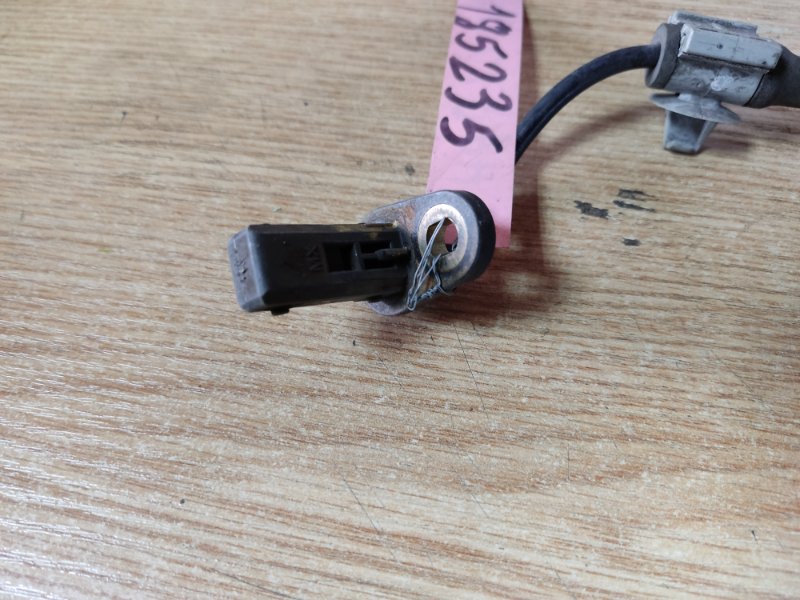 Датчик ABS задний правый ACCORD CL7 / TSX 03-08