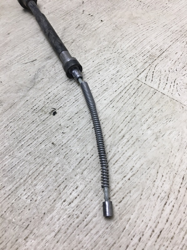 Трос стояночного тормоза задний левый JEEP PATRIOT 10-17 MK74 2.0 ECN Трос стояночного тормоза задний левый JEEP PATRIOT 10-17 MK74 2.0 ECN