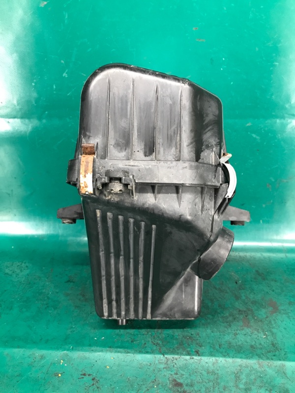 Корпус воздушного фильтра GRAND VITARA 05-15 2006 Внедорожник 2.7 Корпус воздушного фильтра GRAND VITARA 05-15 2006 Внедорожник 2.7