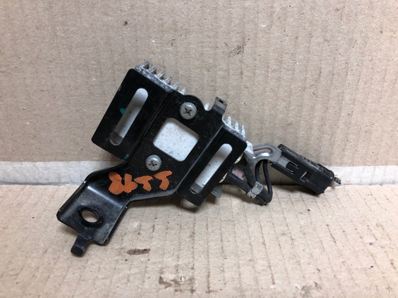 Резистор топливного насоса RX350/450 09-15 2012 GGL10L 3.5 2GR-FE